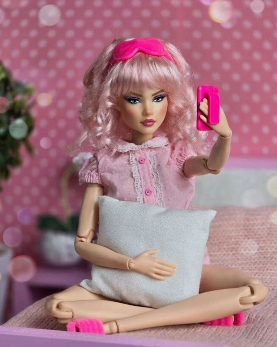 Grapefruit Pink Vegan Mohair Wig for 1/6 Fashion Dolls, 3-4" Head