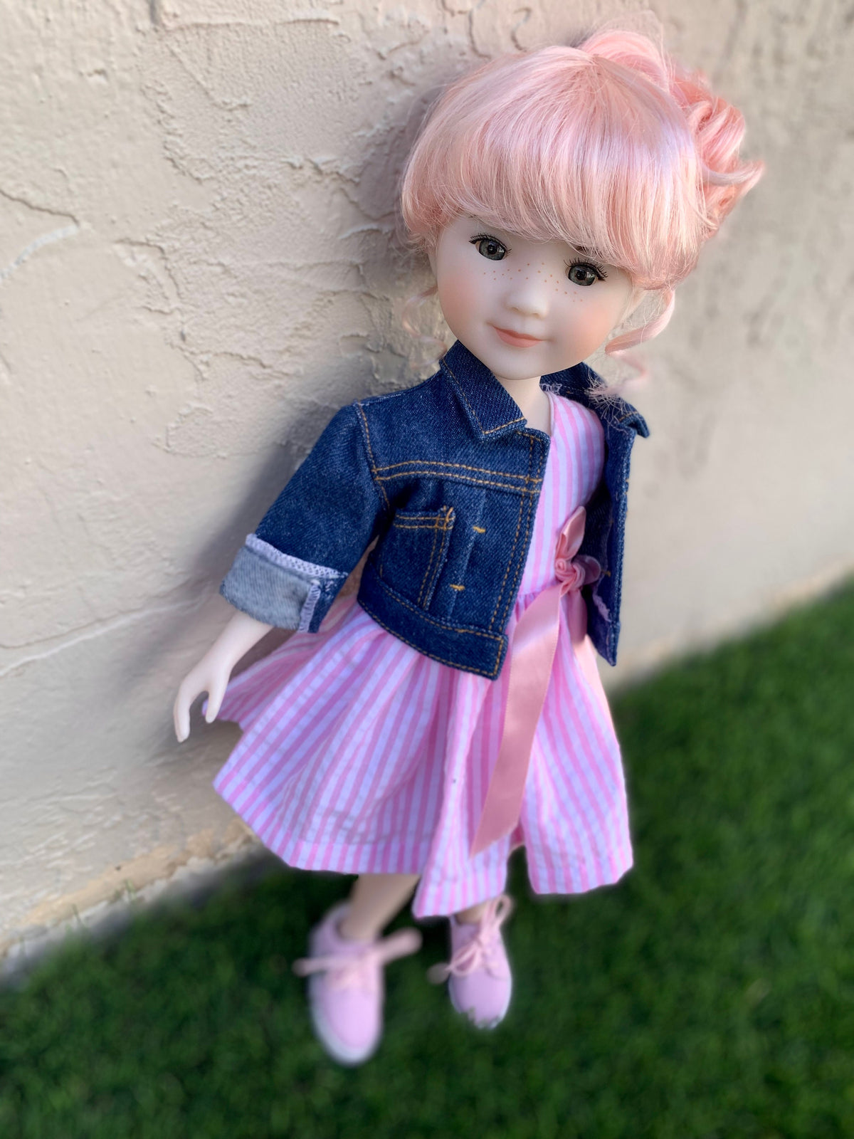 Exclusive Vegan Mohair Custom doll WIG fits 8-9" head size Kaye Wiggs, RRFF, Meadowdolls Dumplings , bjd, "Stretch Fit" PREorder
