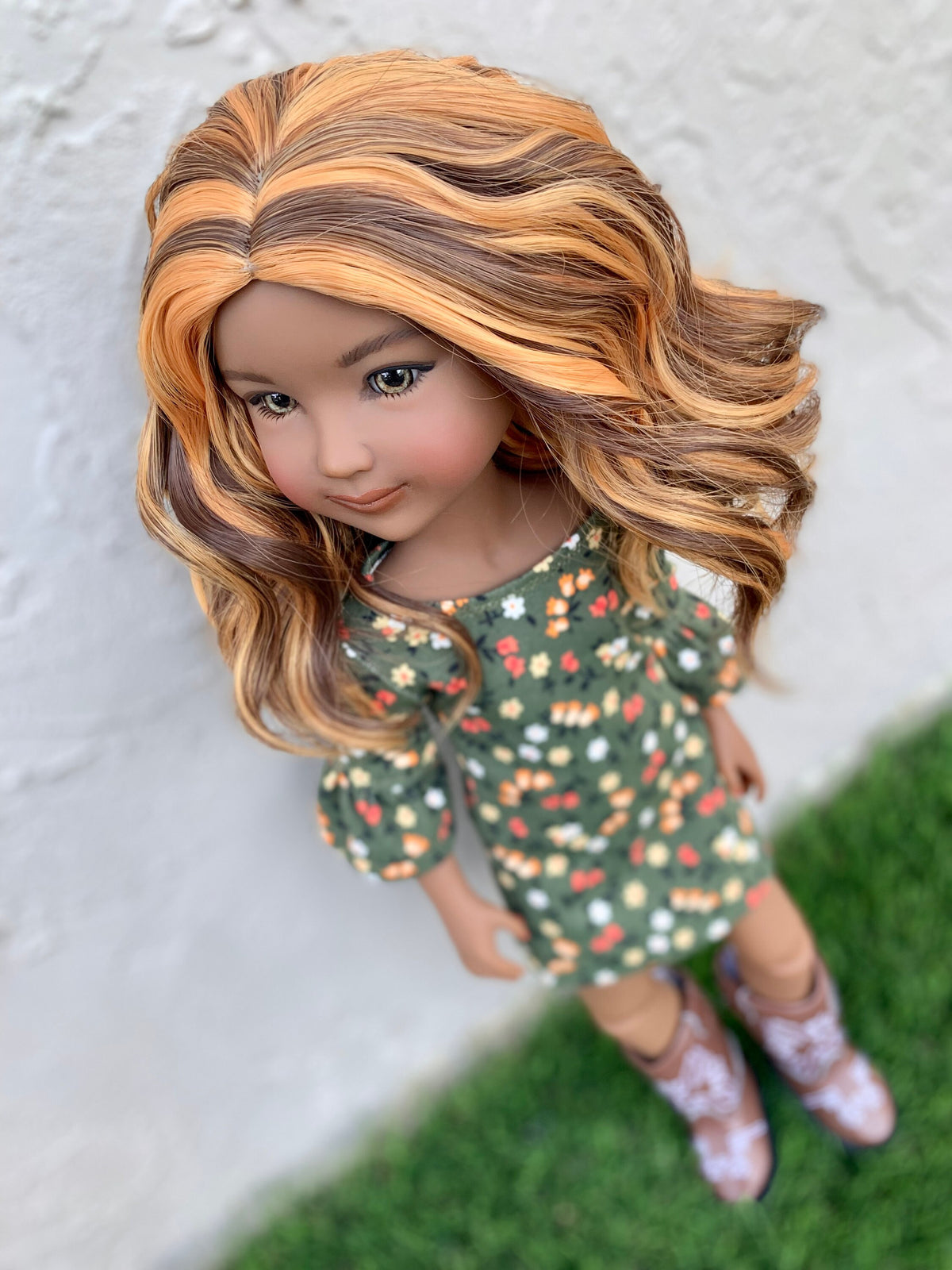 Milky Way heat safe wig for 14" doll