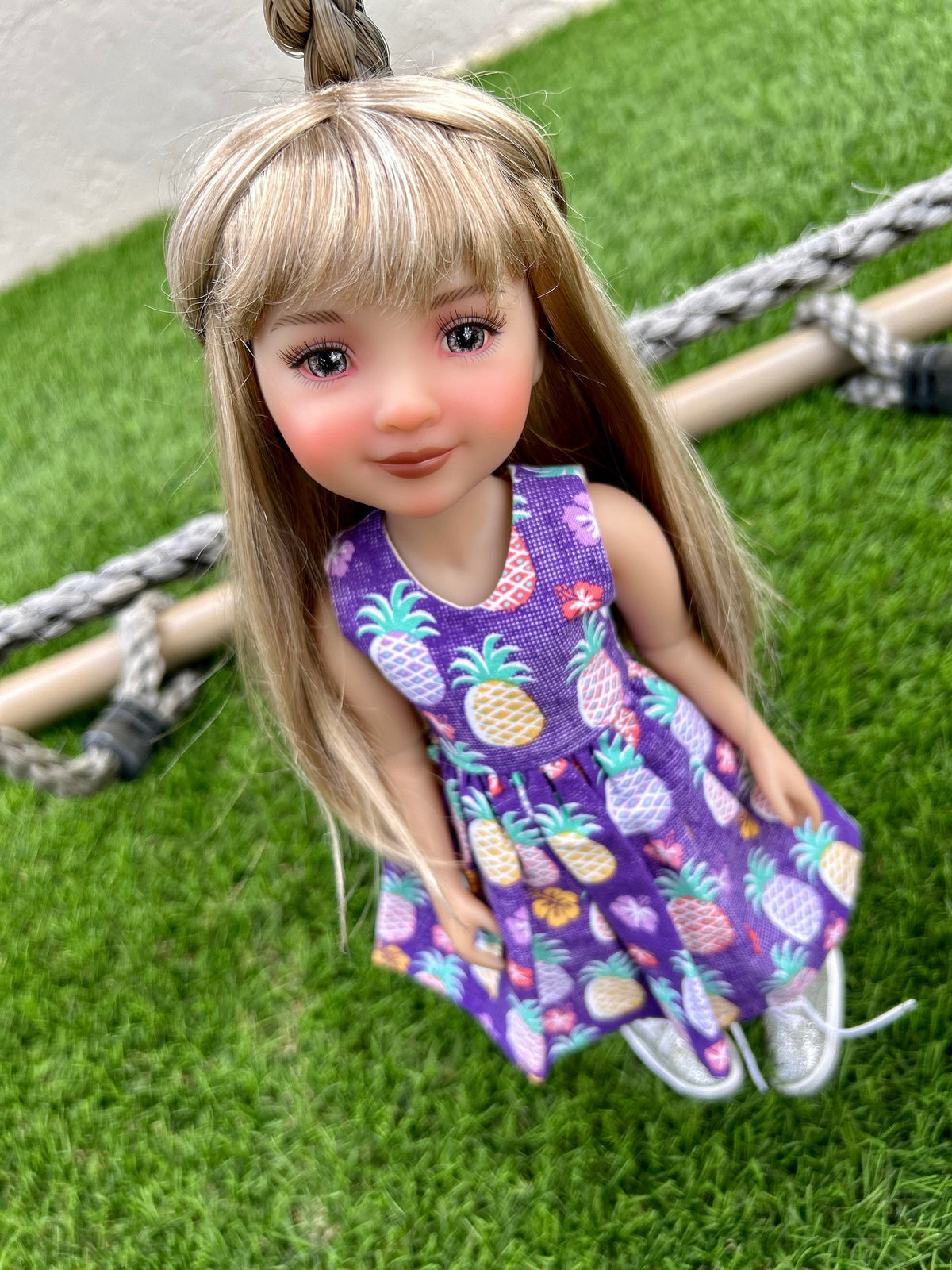Custom doll WIG Exclusive Vegan Mohair-fits 9-10" head size Kaye Wiggs, RRFF, Wellie Dolls, bjd, Girl Time "Loose Fit" Zazou