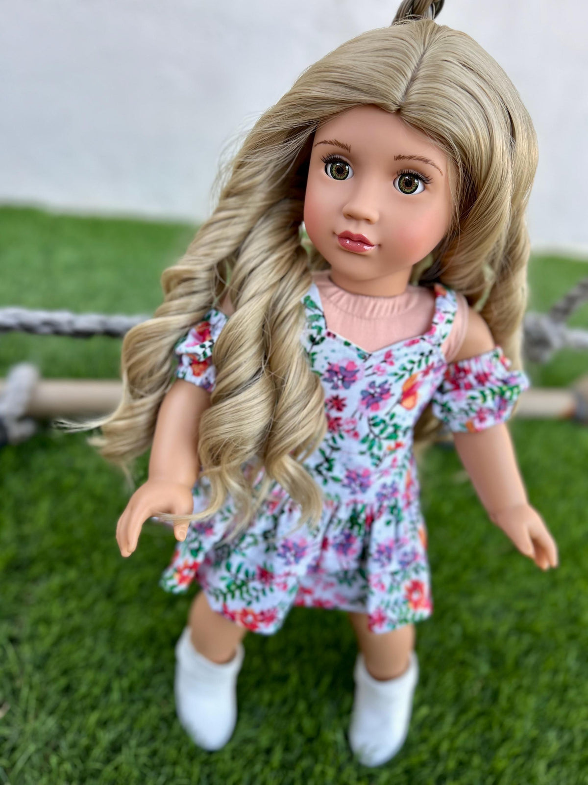 Custom doll wig for 18" American Girl Dolls - Heat Safe - Tangle Resistant - fits 11" head size of 18" dolls OG Gotz Blonde curls Zazou Dolls