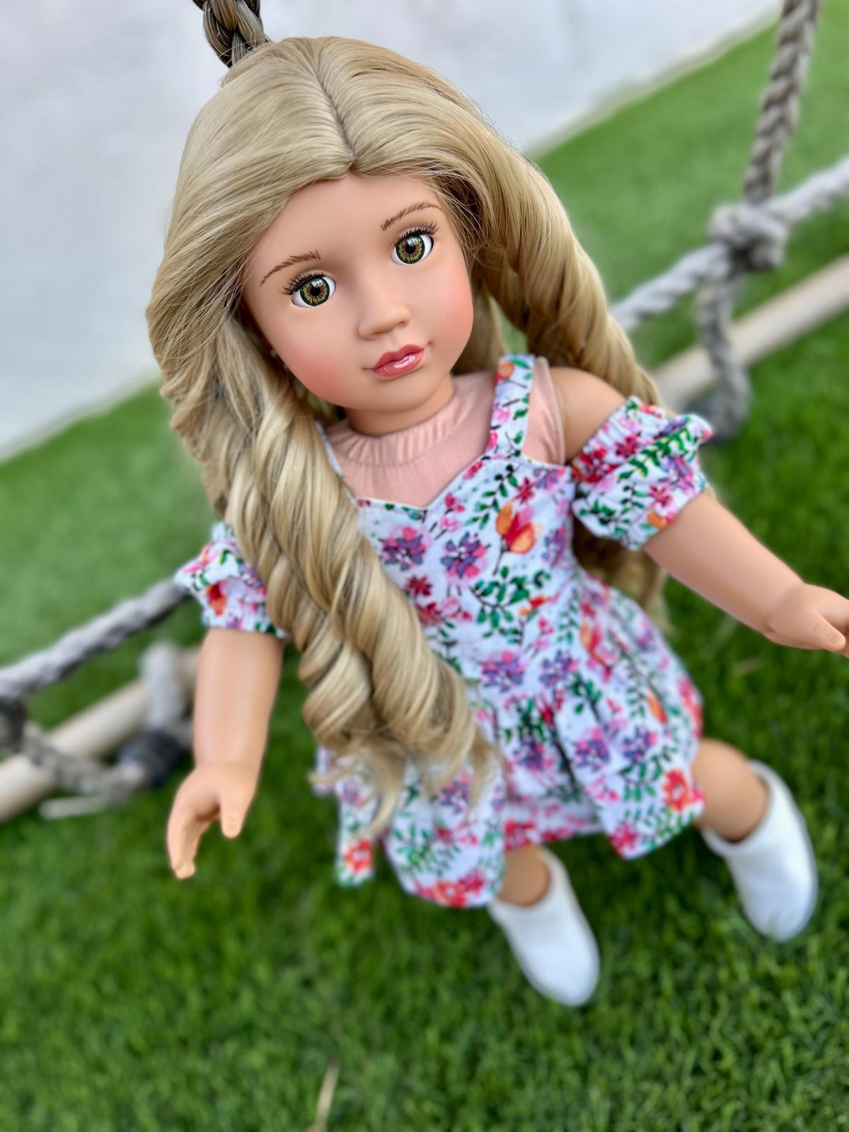 Custom doll wig for 18" American Girl Dolls - Heat Safe - Tangle Resistant - fits 11" head size of 18" dolls OG Gotz Blonde curls Zazou Dolls