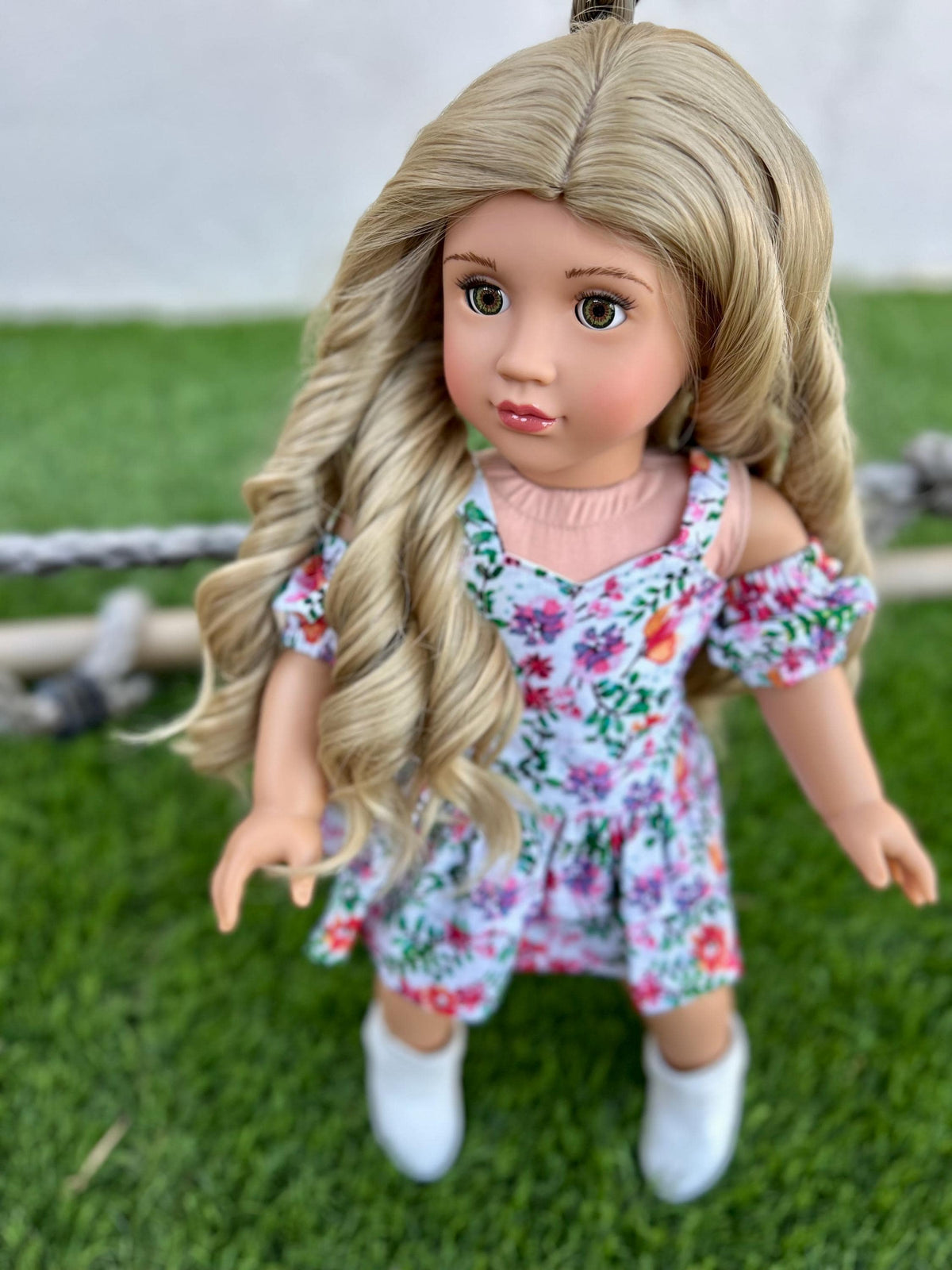 Custom doll wig for 18" American Girl Dolls - Heat Safe - Tangle Resistant - fits 11" head size of 18" dolls OG Gotz Blonde curls Zazou Dolls
