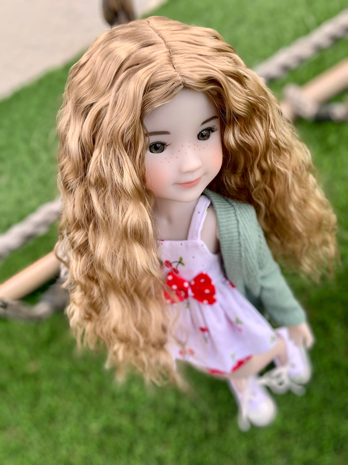 Exclusive Vegan Mohair Custom doll WIG fits 8-9" head size Kaye Wiggs, RRFF, Meadowdolls Dumplings , bjd, "Stretch Fit"
