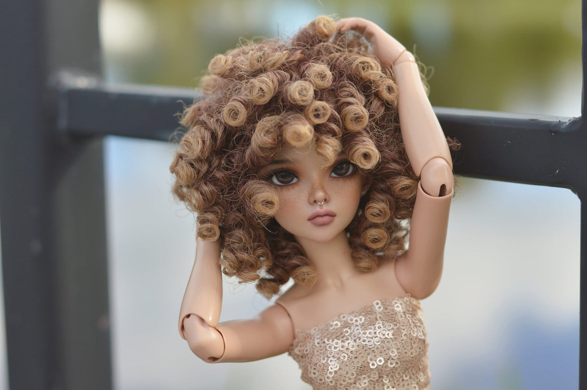 Custom doll Wig for Minifee 1/4 BJD Dolls- "Tan CAPS" 6-7" head size of Bjd, msd, Boneka ,Fairyland Minifee dolls Boho Curls  Ombre
