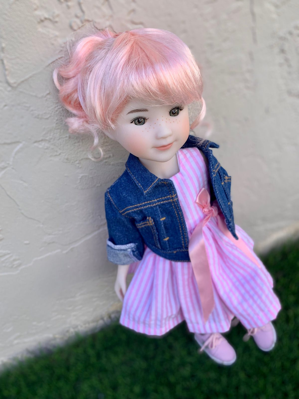 Exclusive Vegan Mohair Custom doll WIG fits 8-9" head size Kaye Wiggs, RRFF, Meadowdolls Dumplings , bjd, "Stretch Fit" PREorder