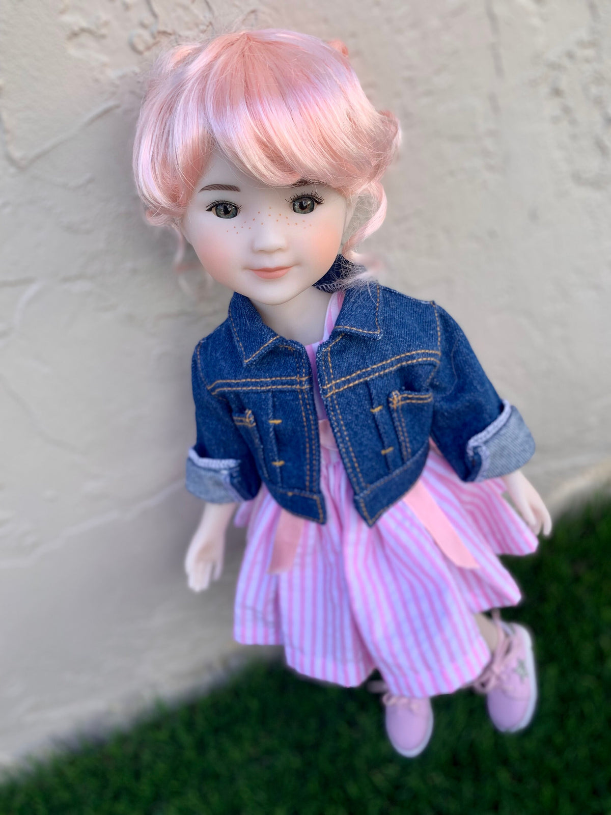 Exclusive Vegan Mohair Custom doll WIG fits 8-9" head size Kaye Wiggs, RRFF, Meadowdolls Dumplings , bjd, "Stretch Fit" PREorder
