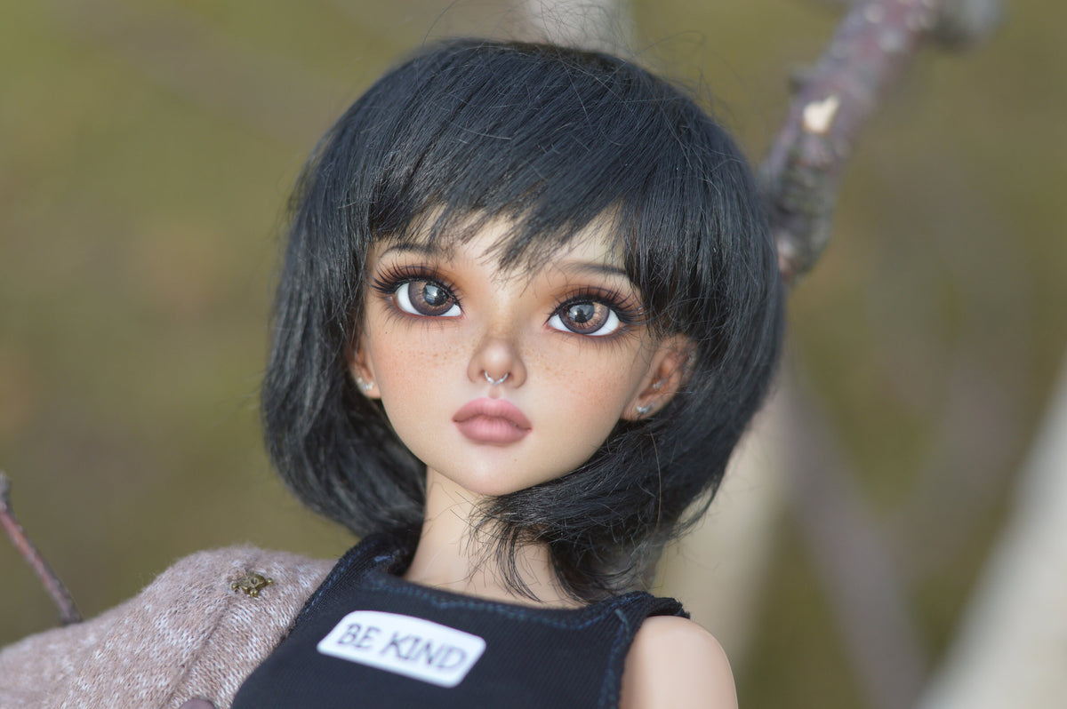 Custom doll Wig for Minifee 1/4 Bjd Dolls- "TAN CAPS" 6-7" head size of Bjd, msd, Boneka ,Fairyland Minifee dolls Bob Black Zazou