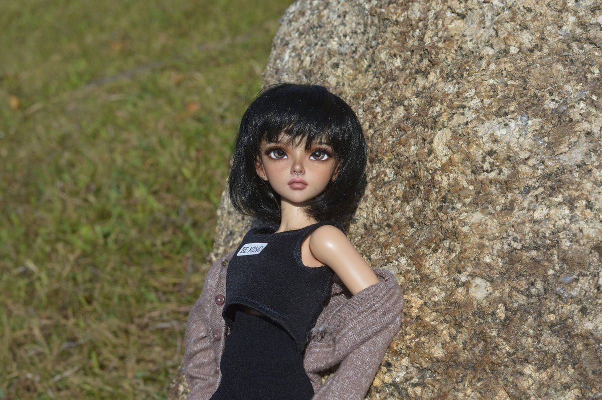 Custom doll Wig for Minifee 1/4 Bjd Dolls- "TAN CAPS" 6-7" head size of Bjd, msd, Boneka ,Fairyland Minifee dolls Bob Black Zazou