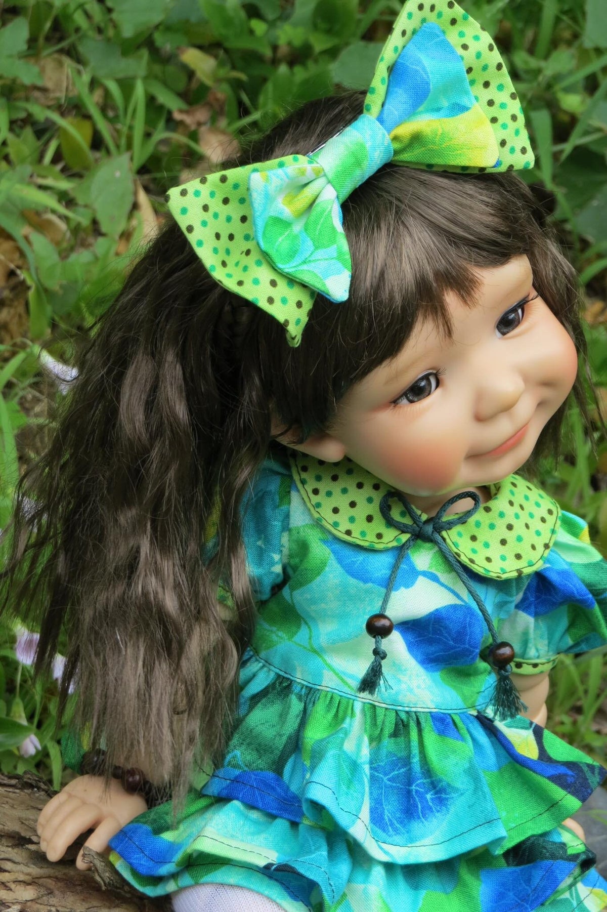 Custom doll WIG for meadowdolls -Tangle resistant Heat safe - fits 10" head size of dolls such as Meadowdolls Moppets Lea Mae Zazou