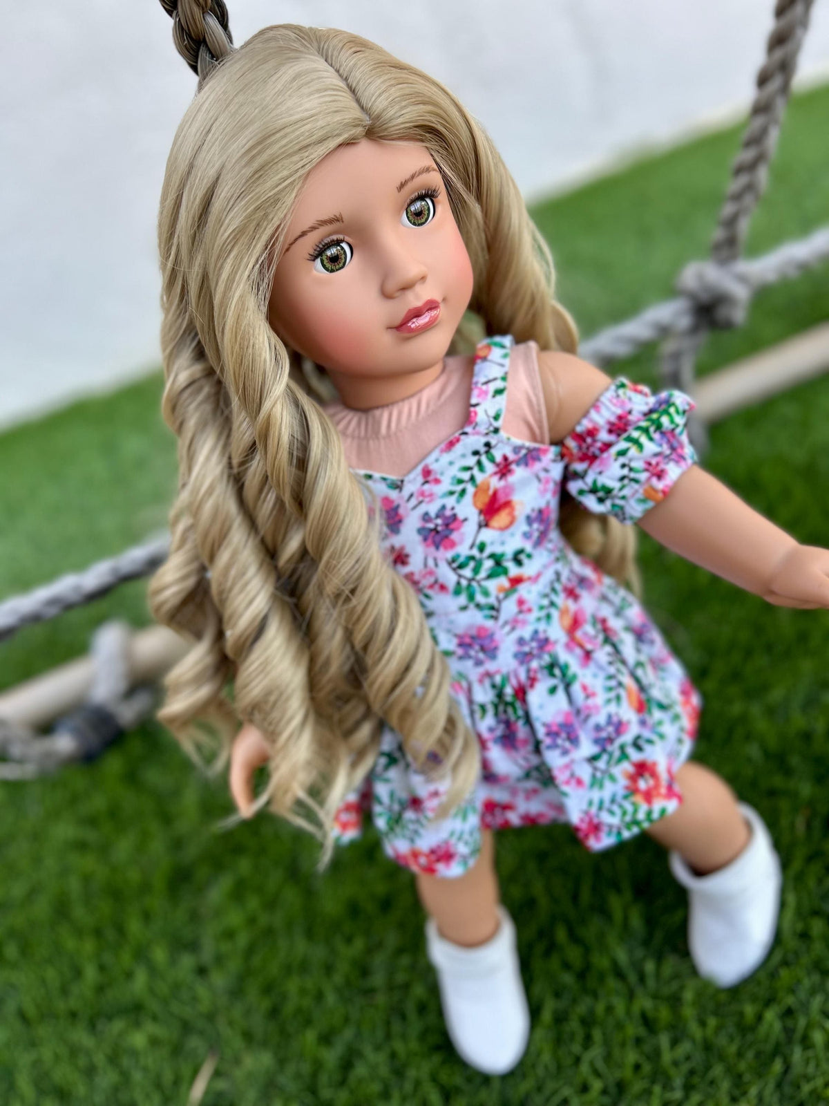 Custom doll wig for 18" American Girl Dolls - Heat Safe - Tangle Resistant - fits 11" head size of 18" dolls OG Gotz Blonde curls  Zazou Dolls