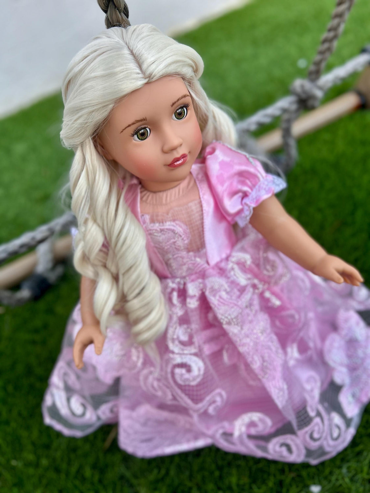 Luxury Custom doll wig for 18" American girl Dolls - Heat Safe - Tangle Resistant - fits 11" head size of 18" dolls OG Gotz Blonde Glinda  Zazou