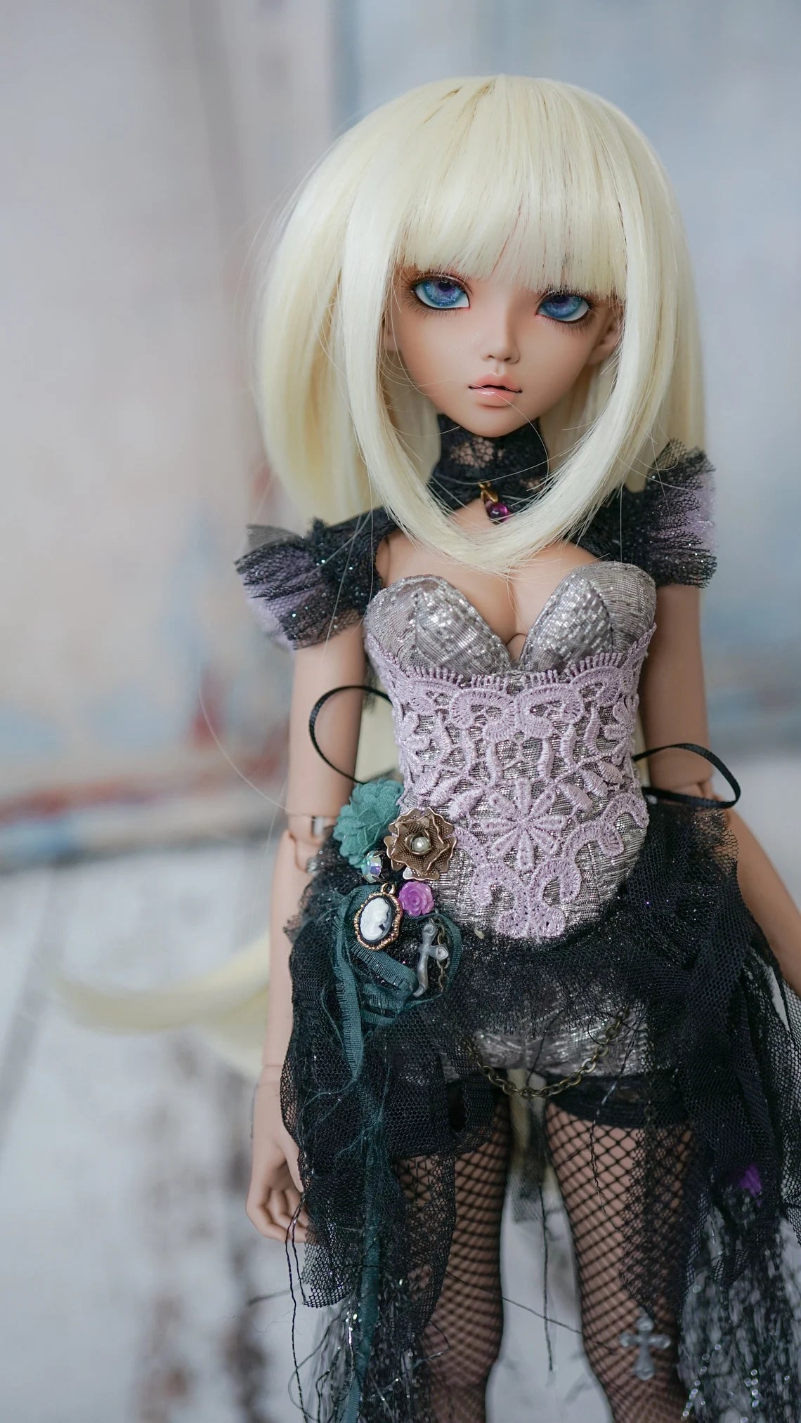 Custom doll Wig for Minifee 1/4 BJD Dolls- "TAN CAPS" 6-7" head size of Bjd, msd, Boneka ,Fairyland Minifee dolls Blonde bangs