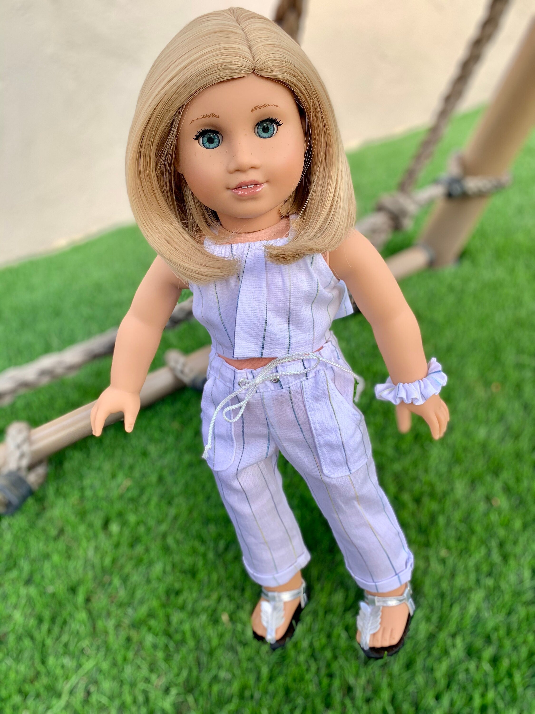 Custom doll wig for 18" American Girl Dolls - Heat Safe - Tangle Resistant - fits 10-11" head size of 18" dolls OG Blythe BJD Gotz bob