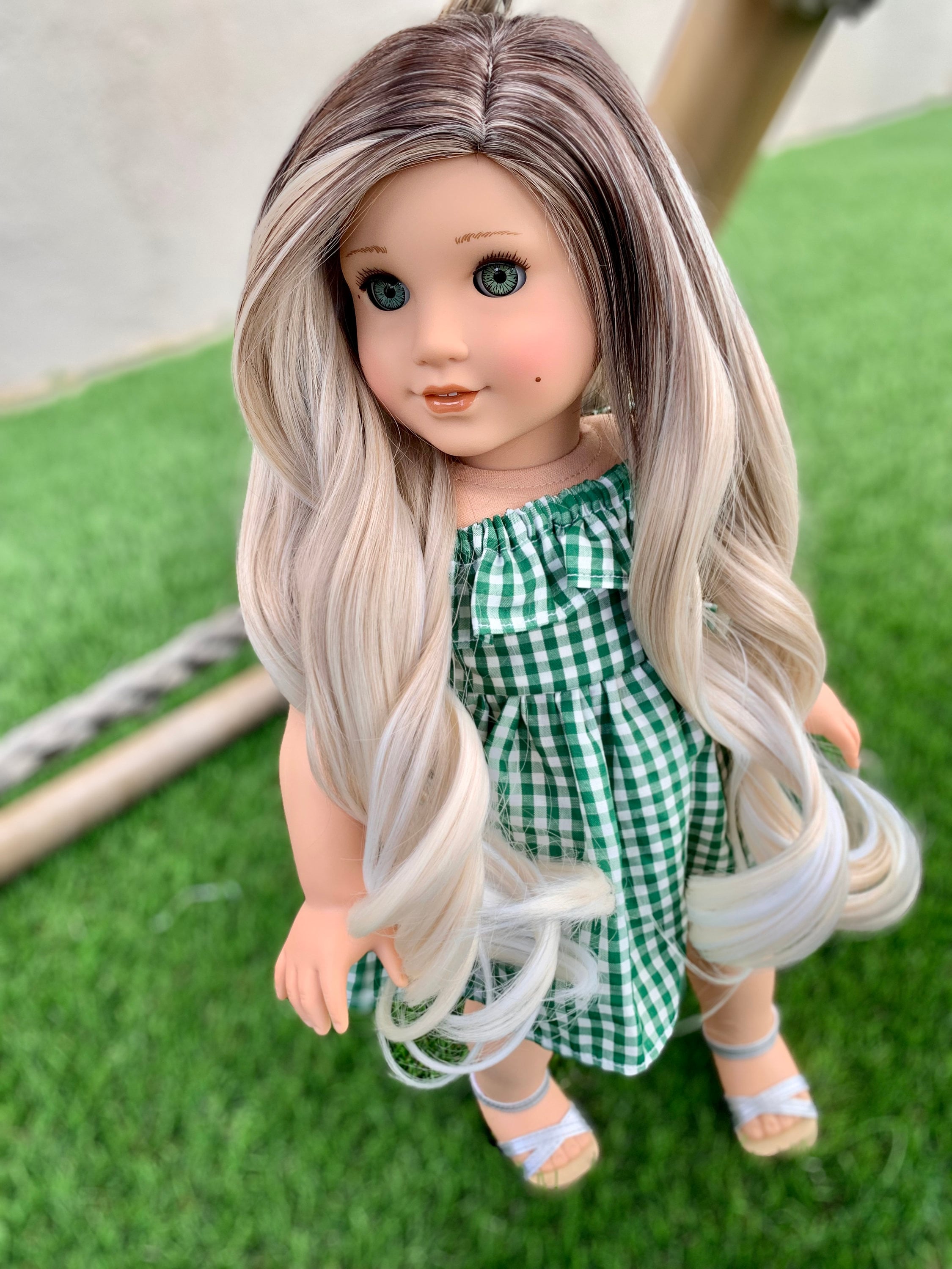 Custom doll wig for 18" American Girl Dolls - Heat Safe - Tangle Resistant - fits 10-11" head size of 18" dolls OG Blythe BJD Gotz Ombre