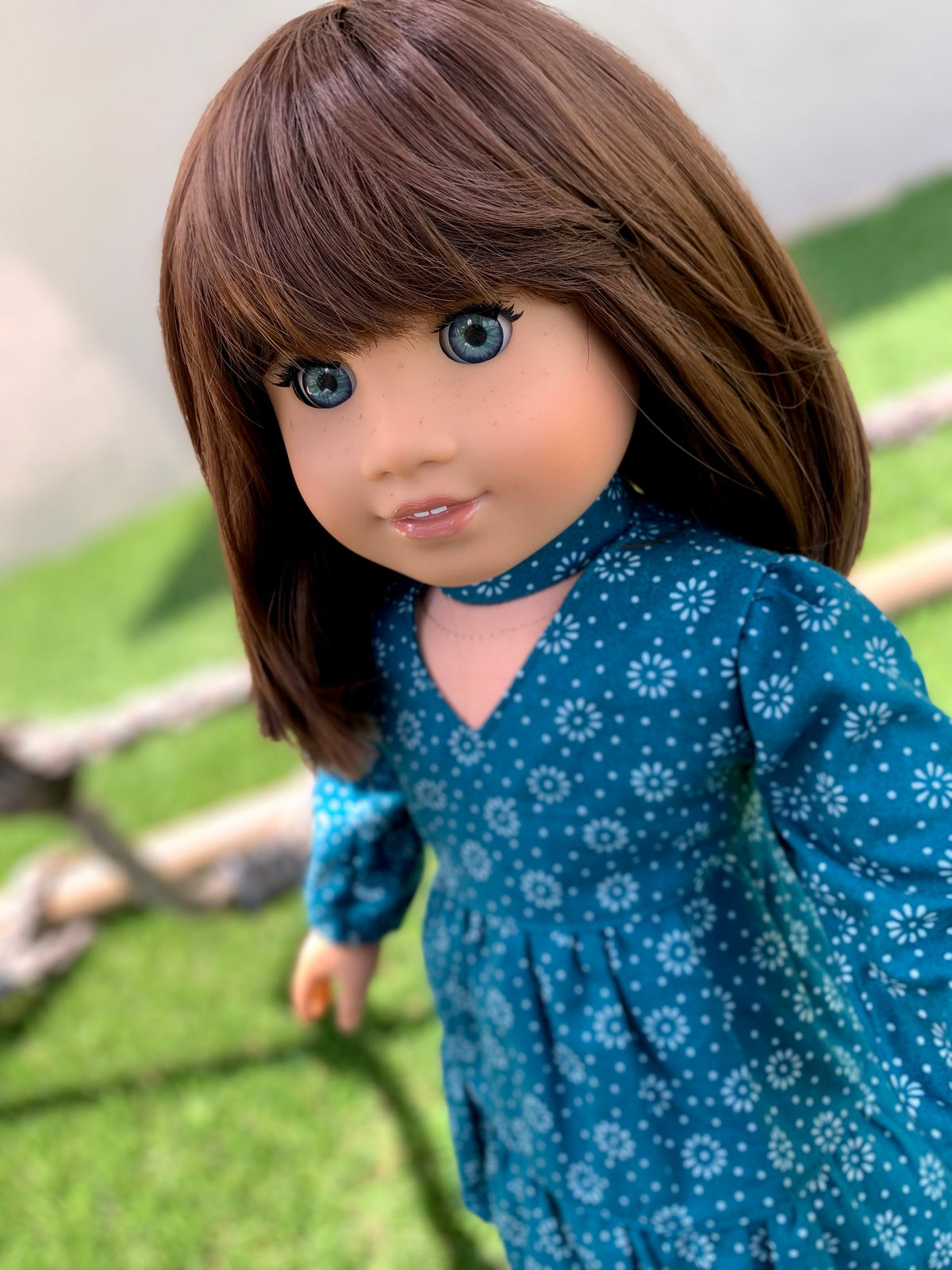 Custom doll wig for 18" American Girl Dolls -Heat & Tangle Resistant - fits 10-11" size of 18" dolls OG Blythe BJD Gotz dark brown bangs