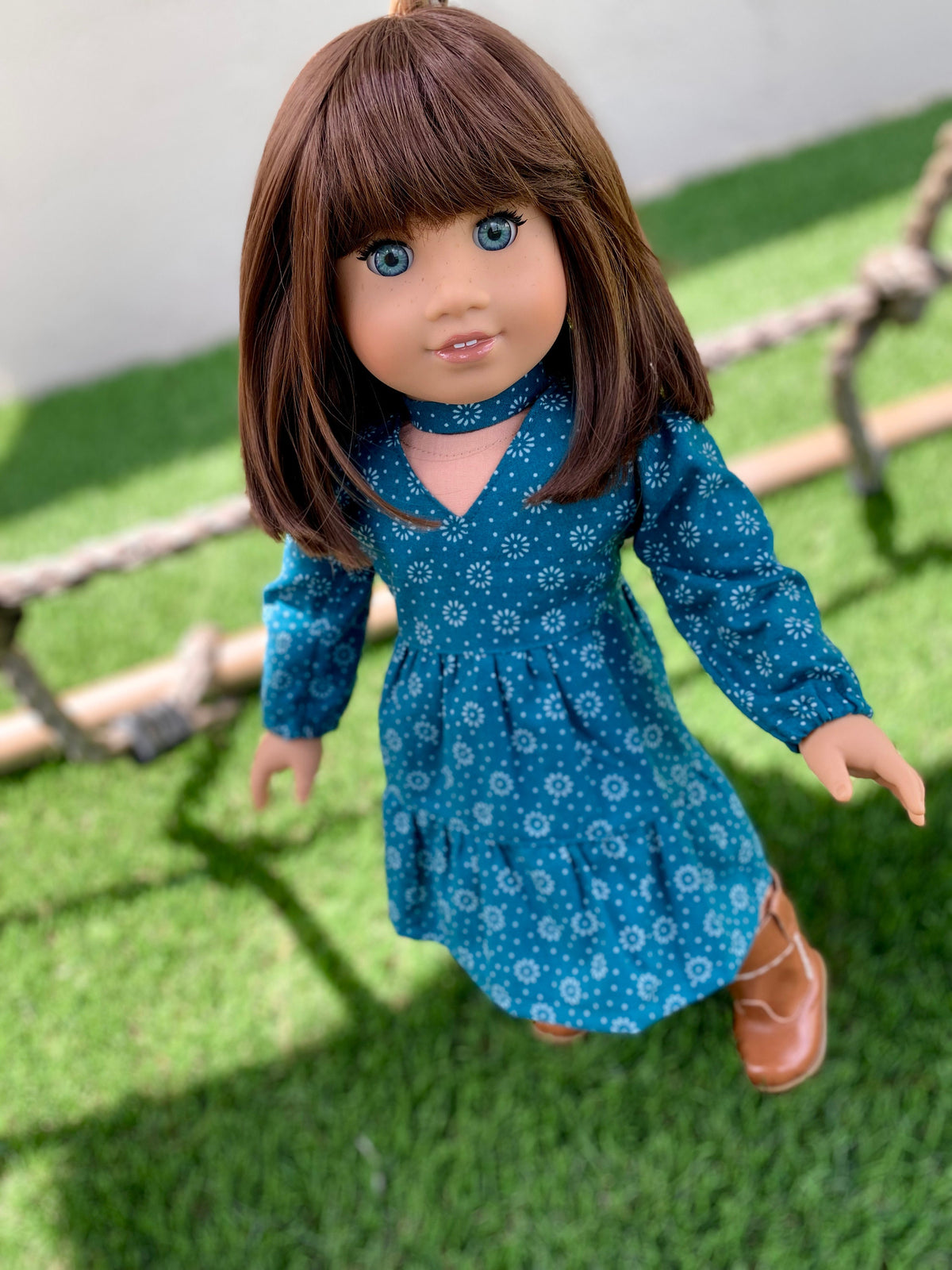 Custom doll wig for 18" American Girl Dolls -Heat & Tangle Resistant - fits 10-11" size of 18" dolls OG Blythe BJD Gotz dark brown bangs