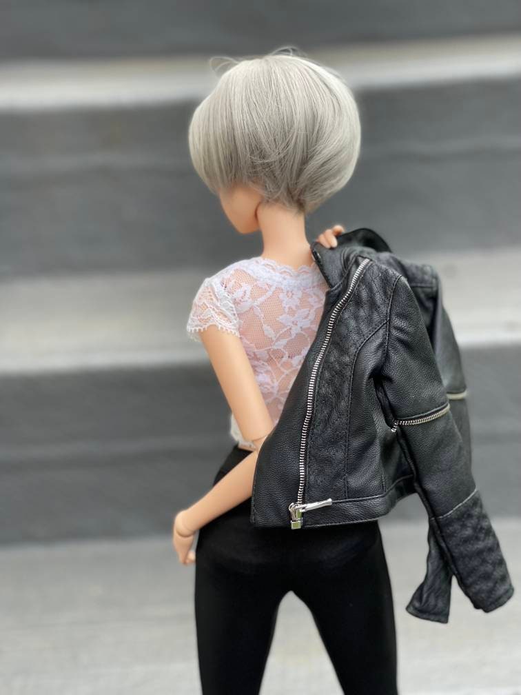 Custom doll Wig for Smart Dolls- Heat Safe - Tangle Resistant- 8.5" head size of Bjd, SD, Dollfie Dream dolls Grey bangs