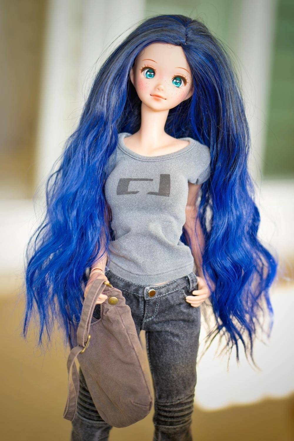 Custom doll Wig for Smart Dolls- Heat Safe - Tangle Resistant- 8.5" head size of Bjd, SD, Dollfie Dream dolls Blue dyed ombre